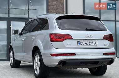 Внедорожник / Кроссовер Audi Q7 2012 в 
