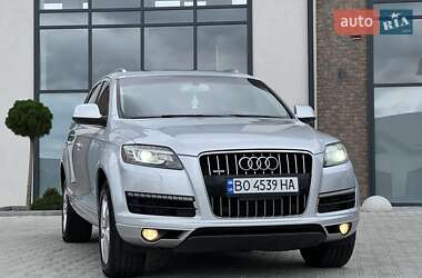 Внедорожник / Кроссовер Audi Q7 2012 в 