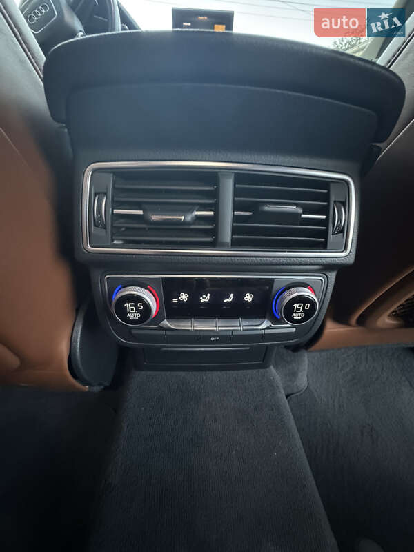 Внедорожник / Кроссовер Audi Q7 2017 в Одессе