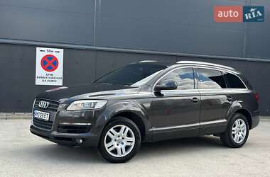 Внедорожник / Кроссовер Audi Q7 2007 в 