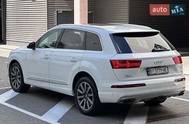 Внедорожник / Кроссовер Audi Q7 2019 в 