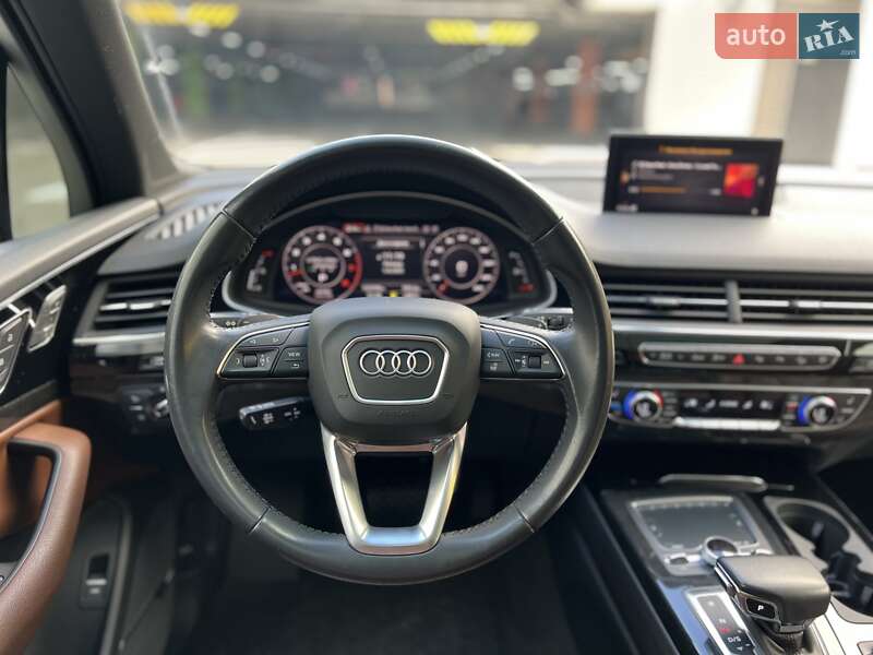 Внедорожник / Кроссовер Audi Q7 2019 в Киеве