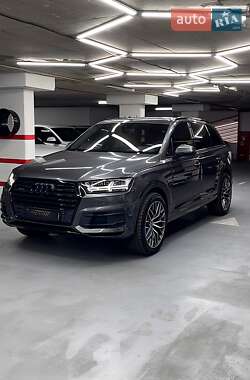 Внедорожник / Кроссовер Audi Q7 2018 в Одессе