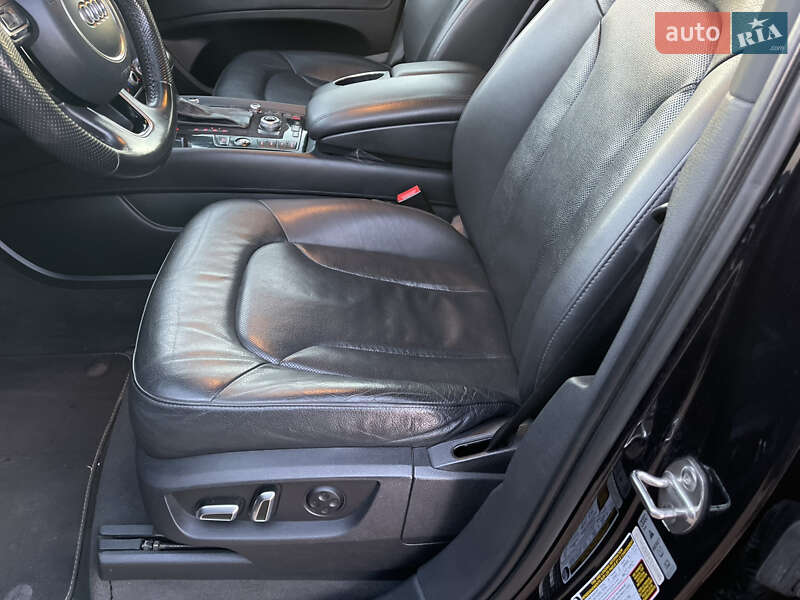 Внедорожник / Кроссовер Audi Q7 2015 в Днепре