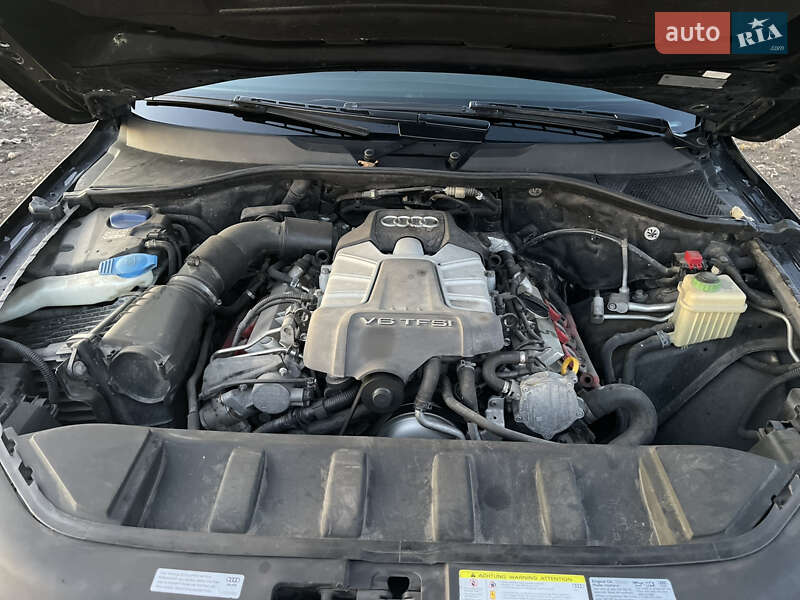 Внедорожник / Кроссовер Audi Q7 2015 в Днепре