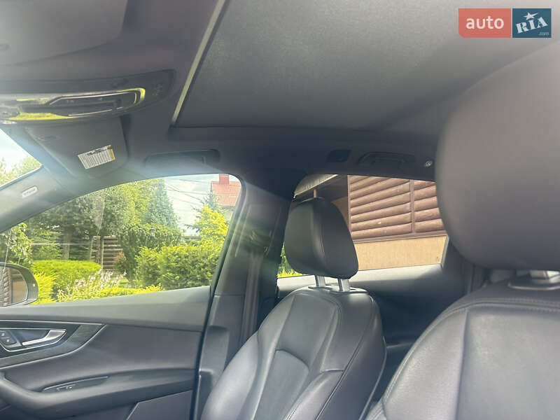 Внедорожник / Кроссовер Audi Q7 2017 в Нововолынске