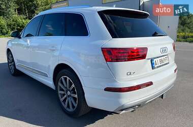 Внедорожник / Кроссовер Audi Q7 2016 в 