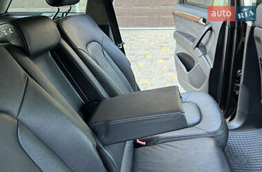 Внедорожник / Кроссовер Audi Q7 2013 в 