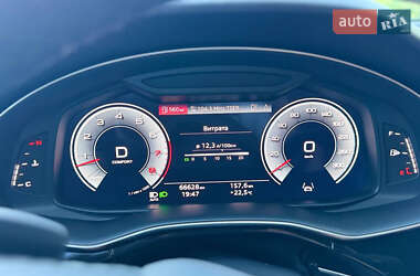 Внедорожник / Кроссовер Audi Q7 2021 в 
