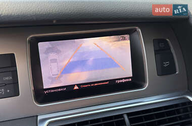 Внедорожник / Кроссовер Audi Q7 2013 в 