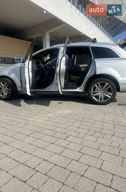 Внедорожник / Кроссовер Audi Q7 2010 в 
