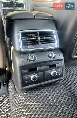 Внедорожник / Кроссовер Audi Q7 2010 в 