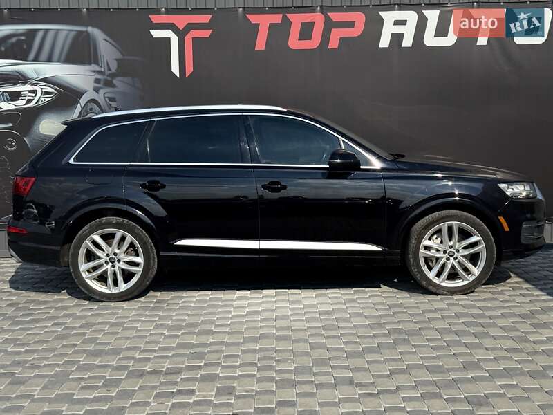Внедорожник / Кроссовер Audi Q7 2017 в Львове