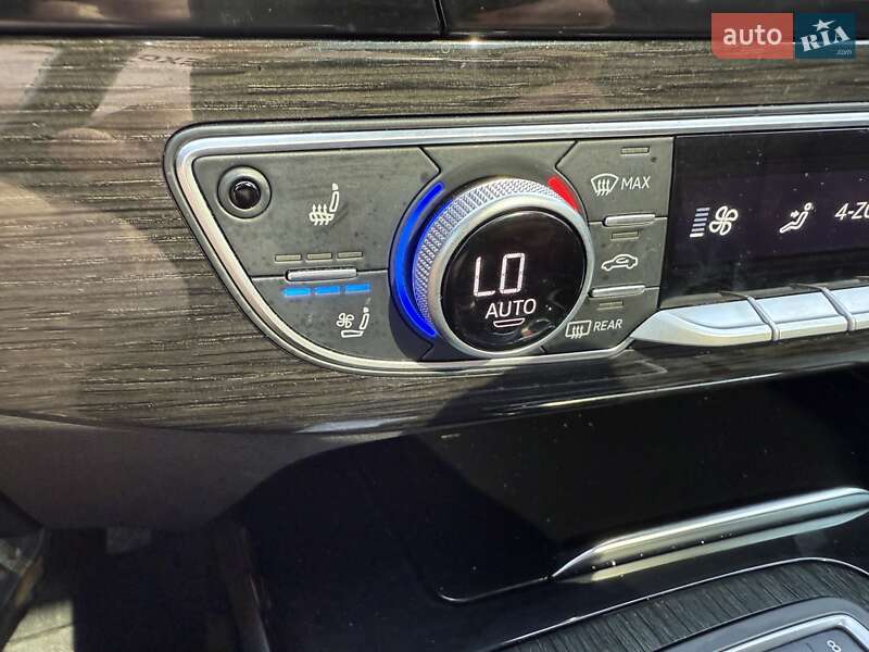 Внедорожник / Кроссовер Audi Q7 2017 в Львове