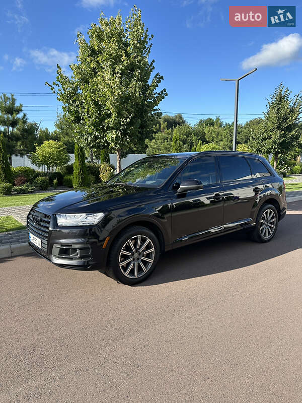 Внедорожник / Кроссовер Audi Q7 2017 в Киеве