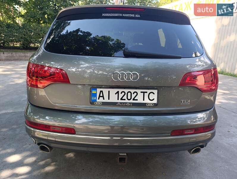 Внедорожник / Кроссовер Audi Q7 2015 в Киеве