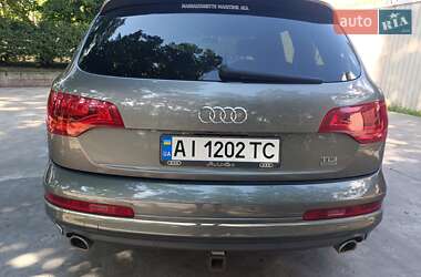 Внедорожник / Кроссовер Audi Q7 2015 в 