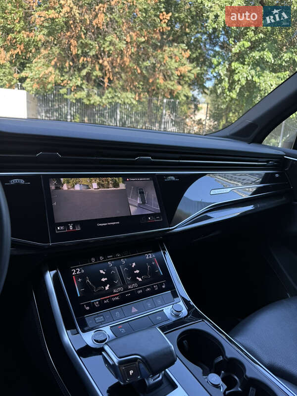Позашляховик / Кросовер Audi Q7 2021 в Одесі