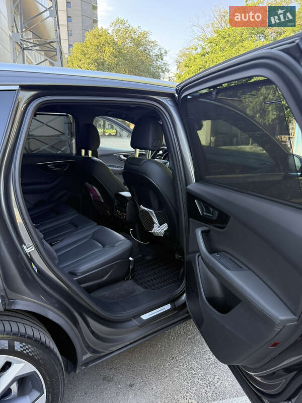 Позашляховик / Кросовер Audi Q7 2021 в Одесі