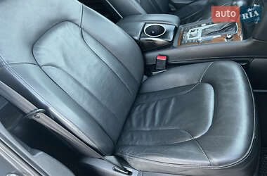 Внедорожник / Кроссовер Audi Q7 2013 в 
