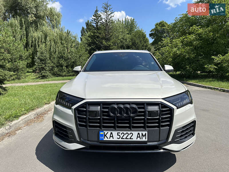 Внедорожник / Кроссовер Audi Q7 2022 в Киеве