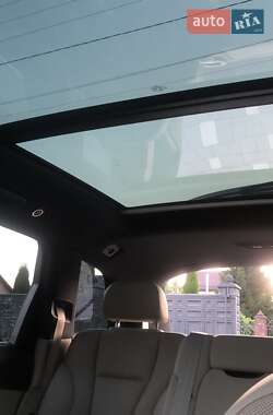 Внедорожник / Кроссовер Audi Q7 2016 в 