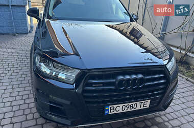 Внедорожник / Кроссовер Audi Q7 2018 в 