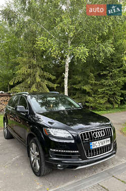 Позашляховик / Кросовер Audi Q7 2012 в 