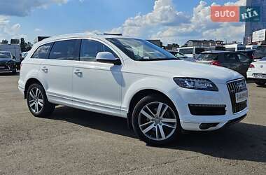 Внедорожник / Кроссовер Audi Q7 2010 в 