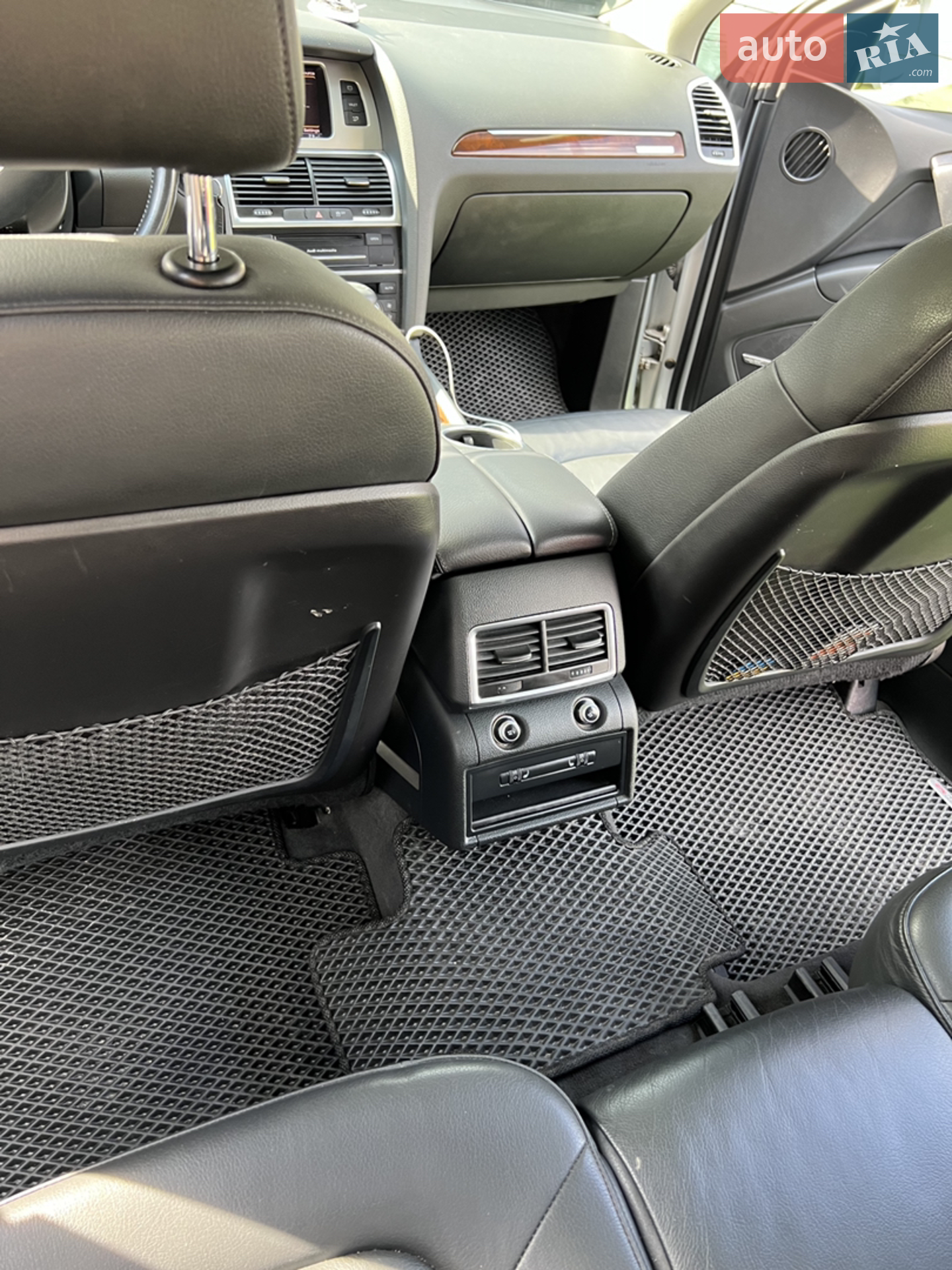 2011 Audi Q7 - мініатюра 2