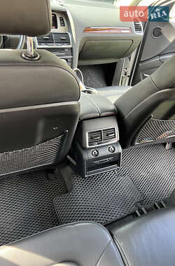 Внедорожник / Кроссовер Audi Q7 2011 в 