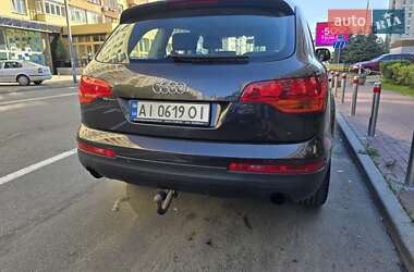 Внедорожник / Кроссовер Audi Q7 2006 в 