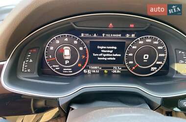 Внедорожник / Кроссовер Audi Q7 2016 в 
