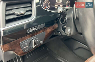 Внедорожник / Кроссовер Audi Q7 2017 в 
