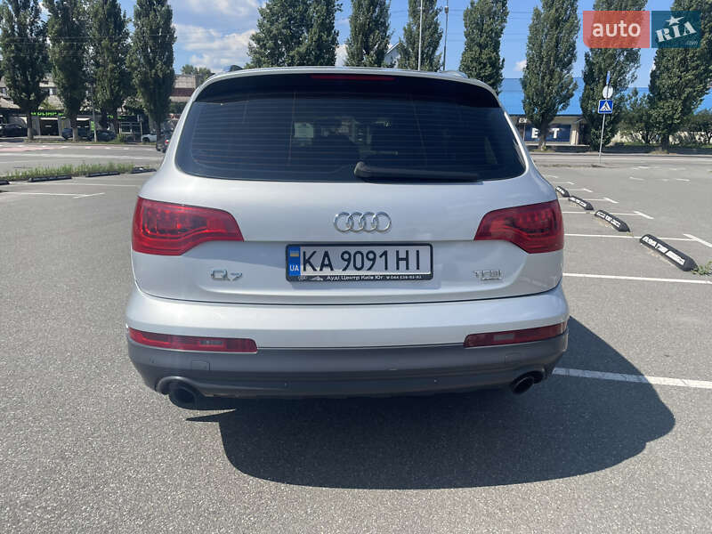 Внедорожник / Кроссовер Audi Q7 2012 в Киеве