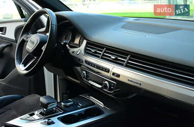 Внедорожник / Кроссовер Audi Q7 2019 в 