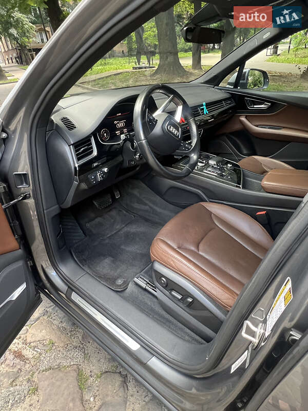 Внедорожник / Кроссовер Audi Q7 2017 в Львове фото 9 Внедорожник / Кроссовер Audi Q7 2017 в Львове