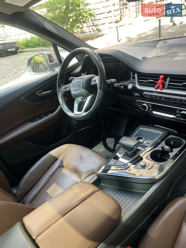 Внедорожник / Кроссовер Audi Q7 2017 в Львове