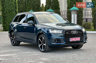 Внедорожник / Кроссовер Audi Q7 2019 в 