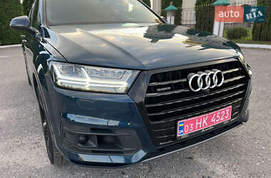 Внедорожник / Кроссовер Audi Q7 2019 в 