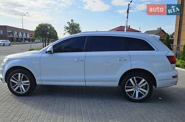 Внедорожник / Кроссовер Audi Q7 2012 в 