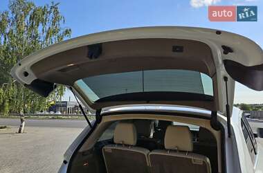 Внедорожник / Кроссовер Audi Q7 2012 в 