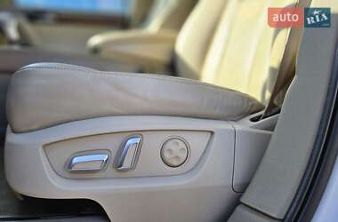 Внедорожник / Кроссовер Audi Q7 2012 в 