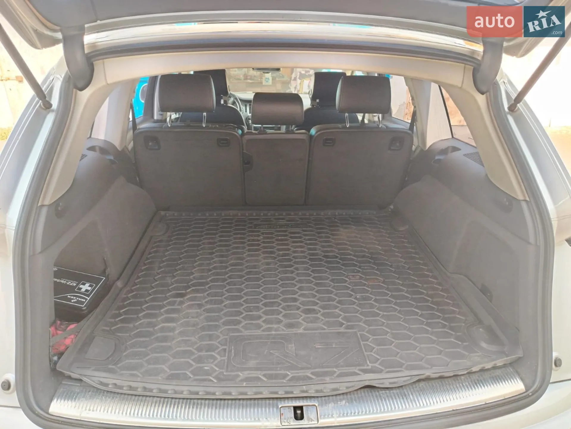 2010 Audi Q7 - мініатюра 11