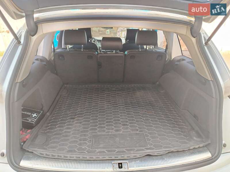 Позашляховик / Кросовер Audi Q7 2010 в Ізмаїлі