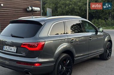 Внедорожник / Кроссовер Audi Q7 2014 в 