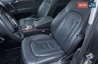 Внедорожник / Кроссовер Audi Q7 2014 в 