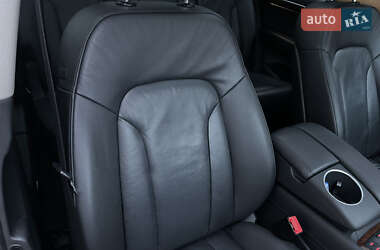 Внедорожник / Кроссовер Audi Q7 2014 в 