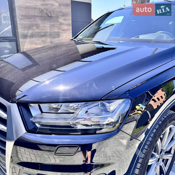 Внедорожник / Кроссовер Audi Q7 2017 в Тернополе