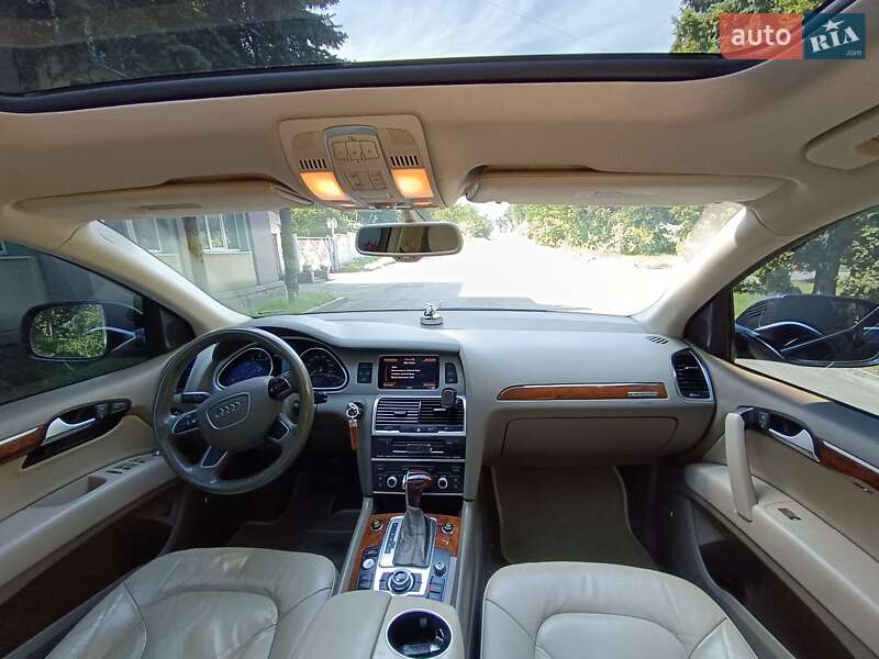 Внедорожник / Кроссовер Audi Q7 2014 в Ровно
